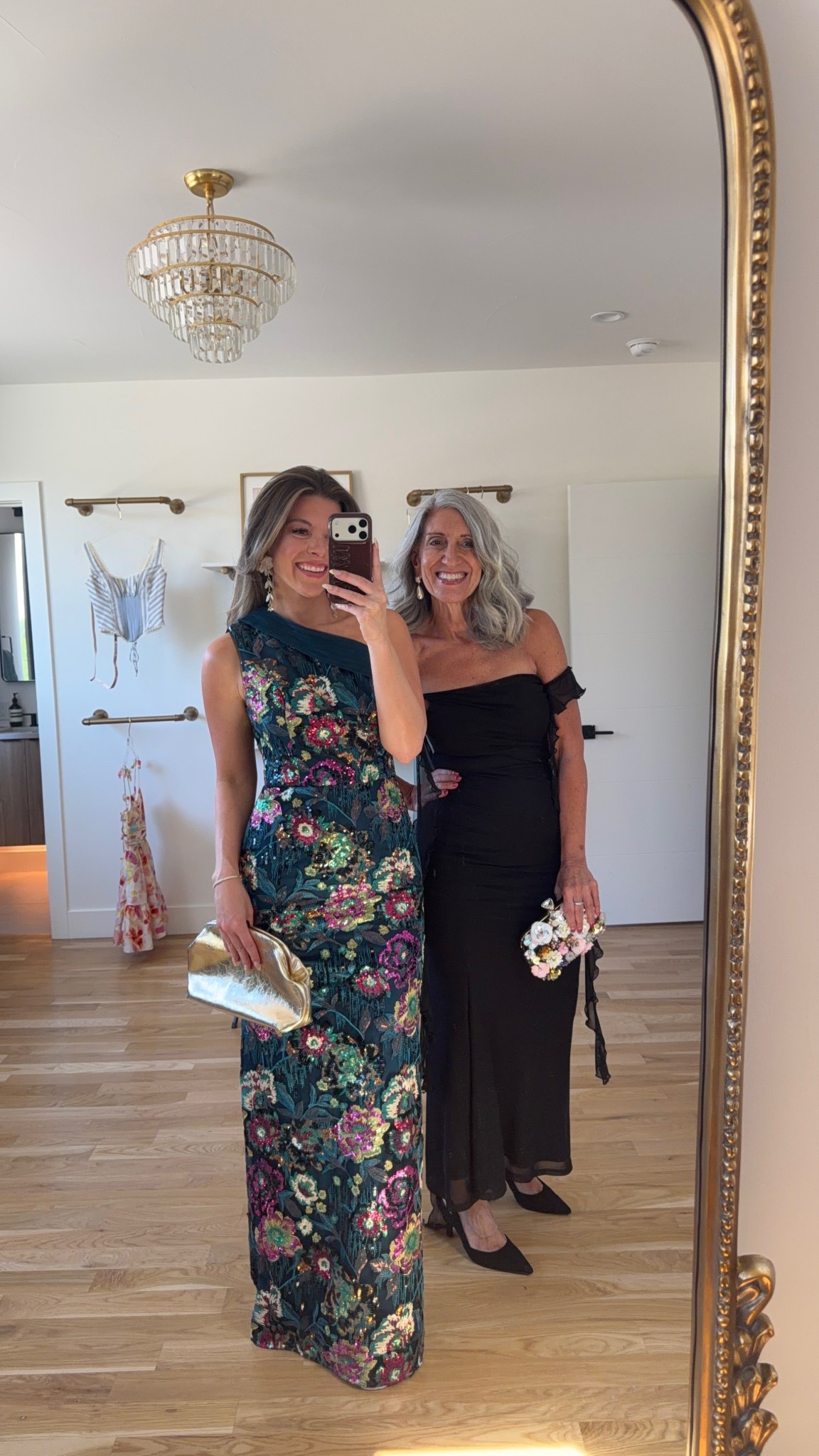 Mom and me wedding guest and formal event dresses  

divi: emerson15
Dress the Population: Emerson15

Wearing my usual smalls/2 
Mom wears a medium/6

Wedding guest
Formal event
Black tie
Floral
Metallic
Pleated
Mother of the bride
Special occasion 


#LTKSeasonal #LTKWedding #LTKootd