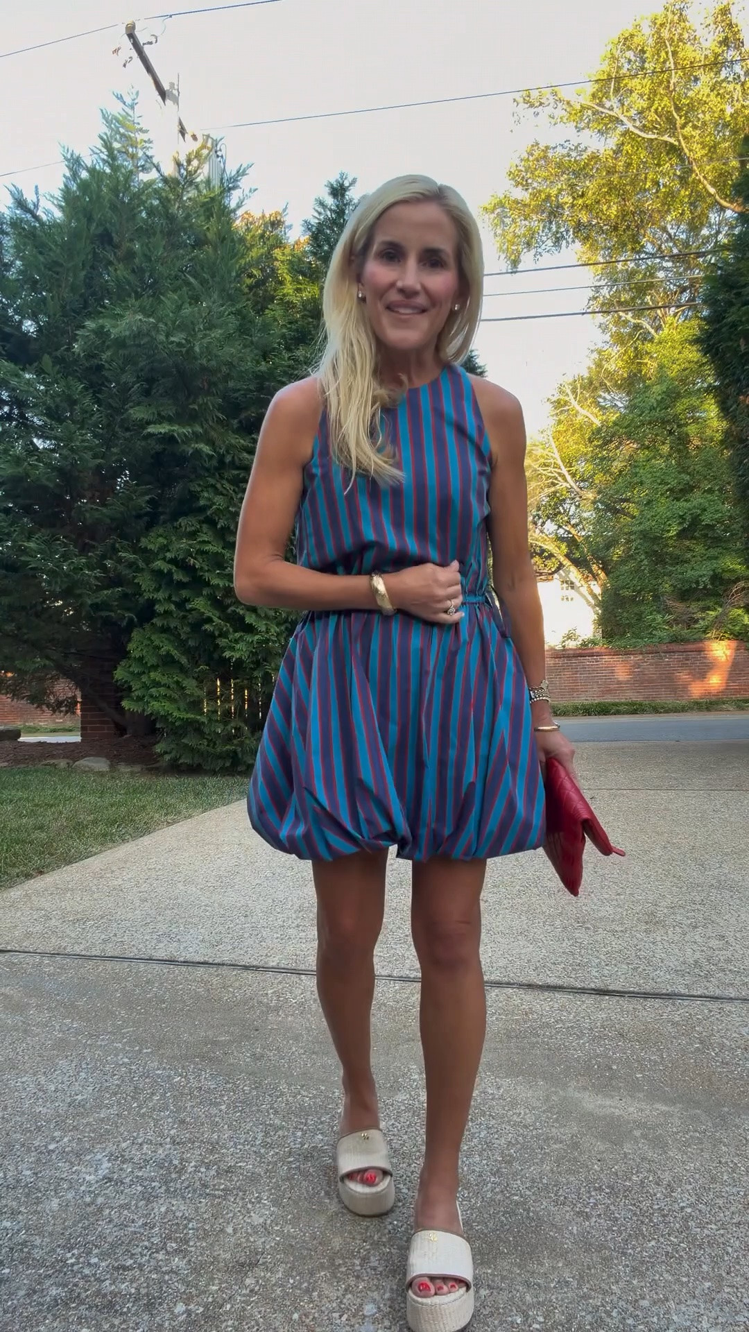 Cutest bubble dress // wearing XS // true to size