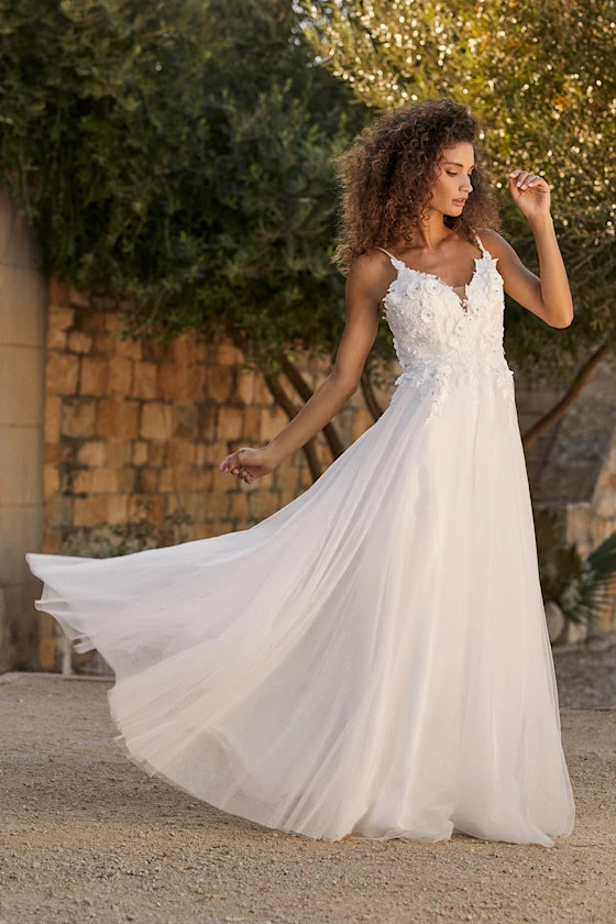 Breathtaking Romance White Embroidered Tulle Gown | Lulus (US)
