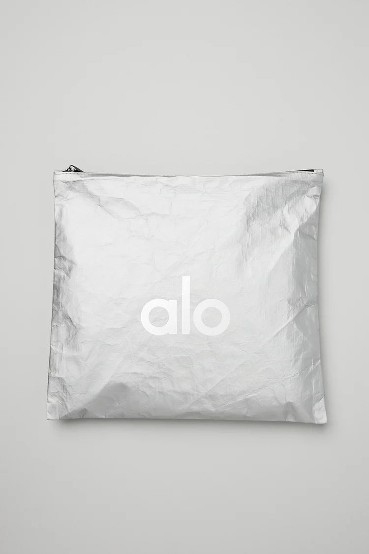 Keep It Dry Fitness Zip Pouch | Alo Yoga