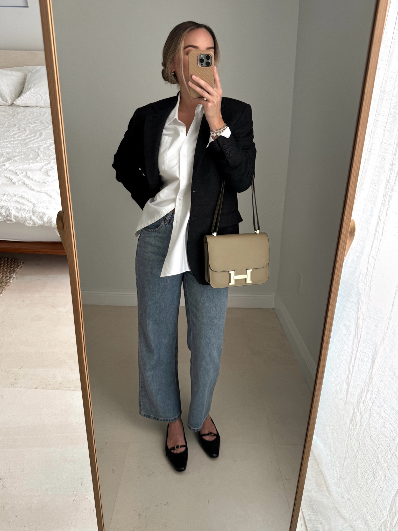 blazer and denim 🖤

#LTKxMadewell #LTKStyleTip #LTKWorkwear
