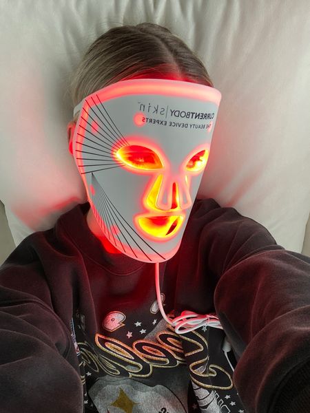 Skincare LED mask hack that’s worth every penny 

#LTKSeasonal #LTKbeauty #LTKMostLoved