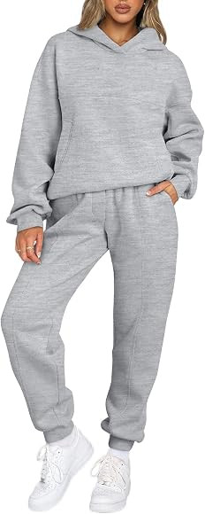 Aleumdr Womens 2 Piece Outfits Matching Sets Sweatsuit Hoodie Sweatshirts and Sweatpants Tracksui... | Amazon (CA)