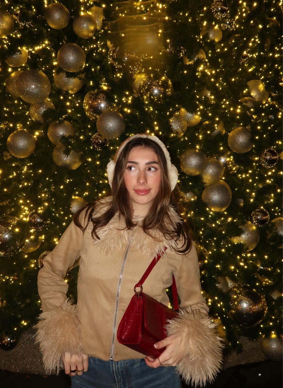 Christmas may be over, but I’m still not over how cute this jacket is 🎄✨ The perfect mix of cozy and chic—this one’s staying on repeat all winter! 

#LTKHoliday #LTKSeasonal #LTKStyleTip