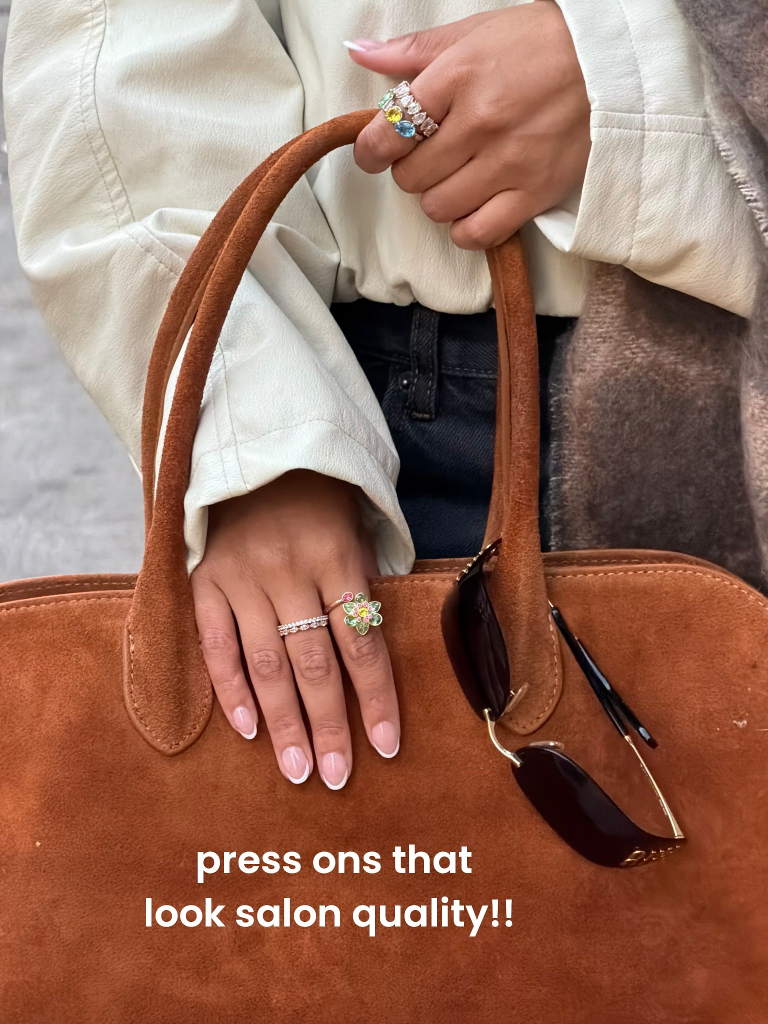 easily my favorite press on nails!! they fit perfectly and they look like i got em done at the salon! i’m wearing size small 