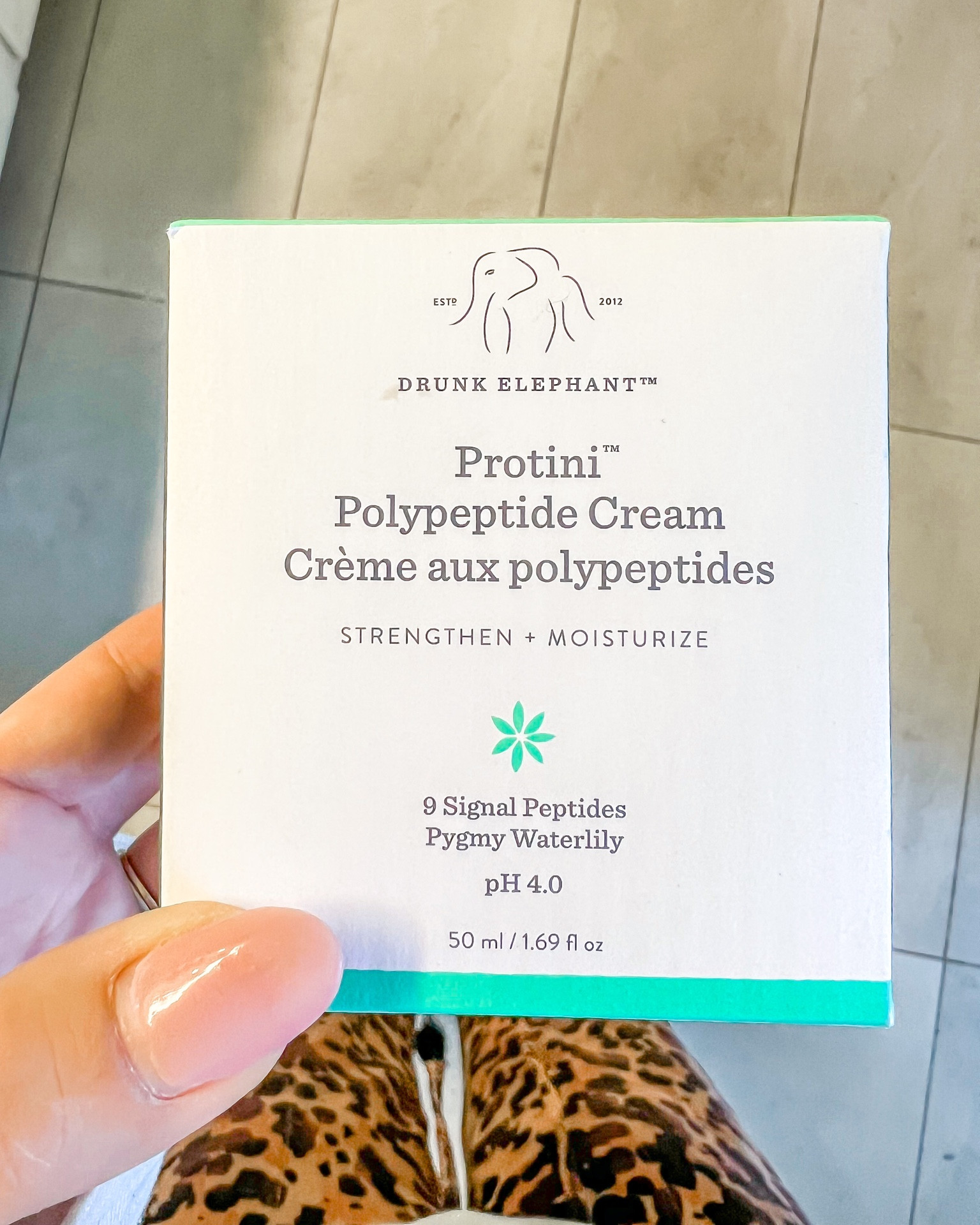 Newest edition to my morning routine

Drunk elephant
Clean vegan beauty
Healthy girl routine
Moisturizer must have

#healthygirlhabits #thatgirl 

#LTKunder100 #LTKbeauty