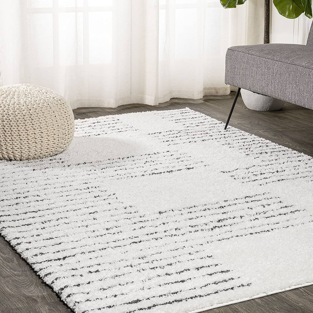 JONATHAN Y MOH407A-8 Petra Abstract Stripe Geometric Shag Indoor Area-Rug Bohemian Contemporary Glam | Amazon (US)