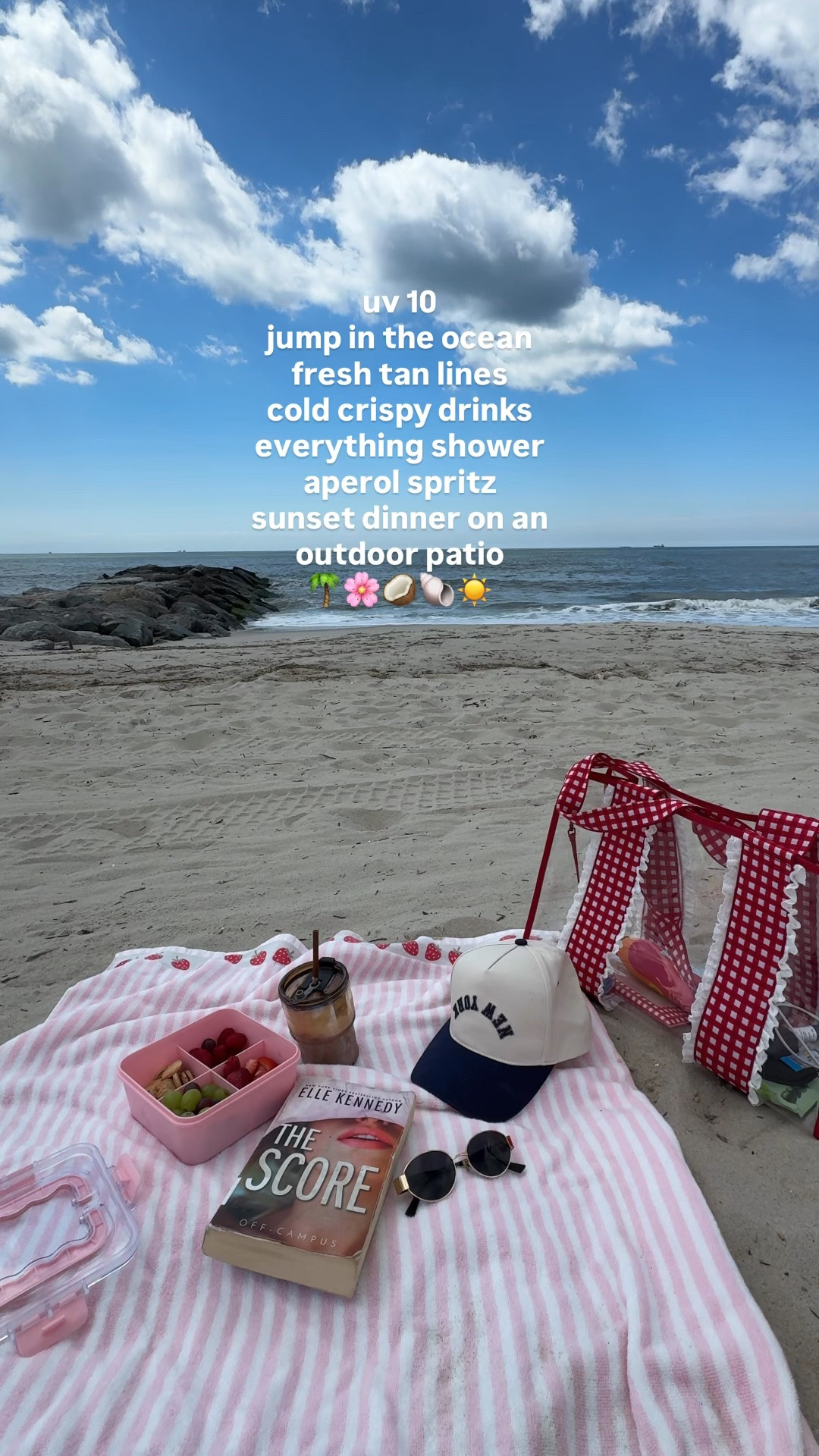 beach day things 🐚🌴☀️

#LTKSeasonal #LTKTravel #LTKSwim