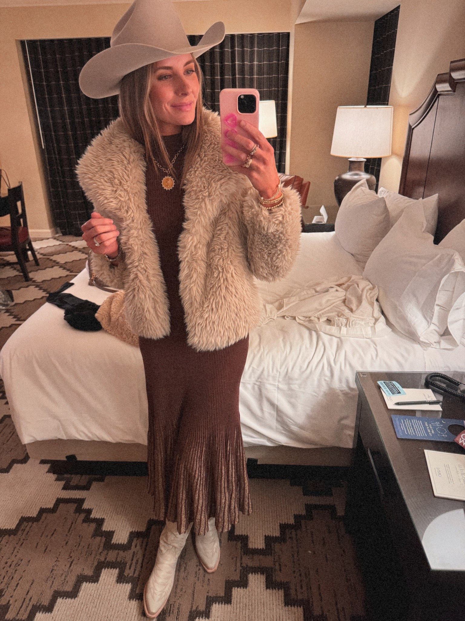 Rodeo outfit, western chic 