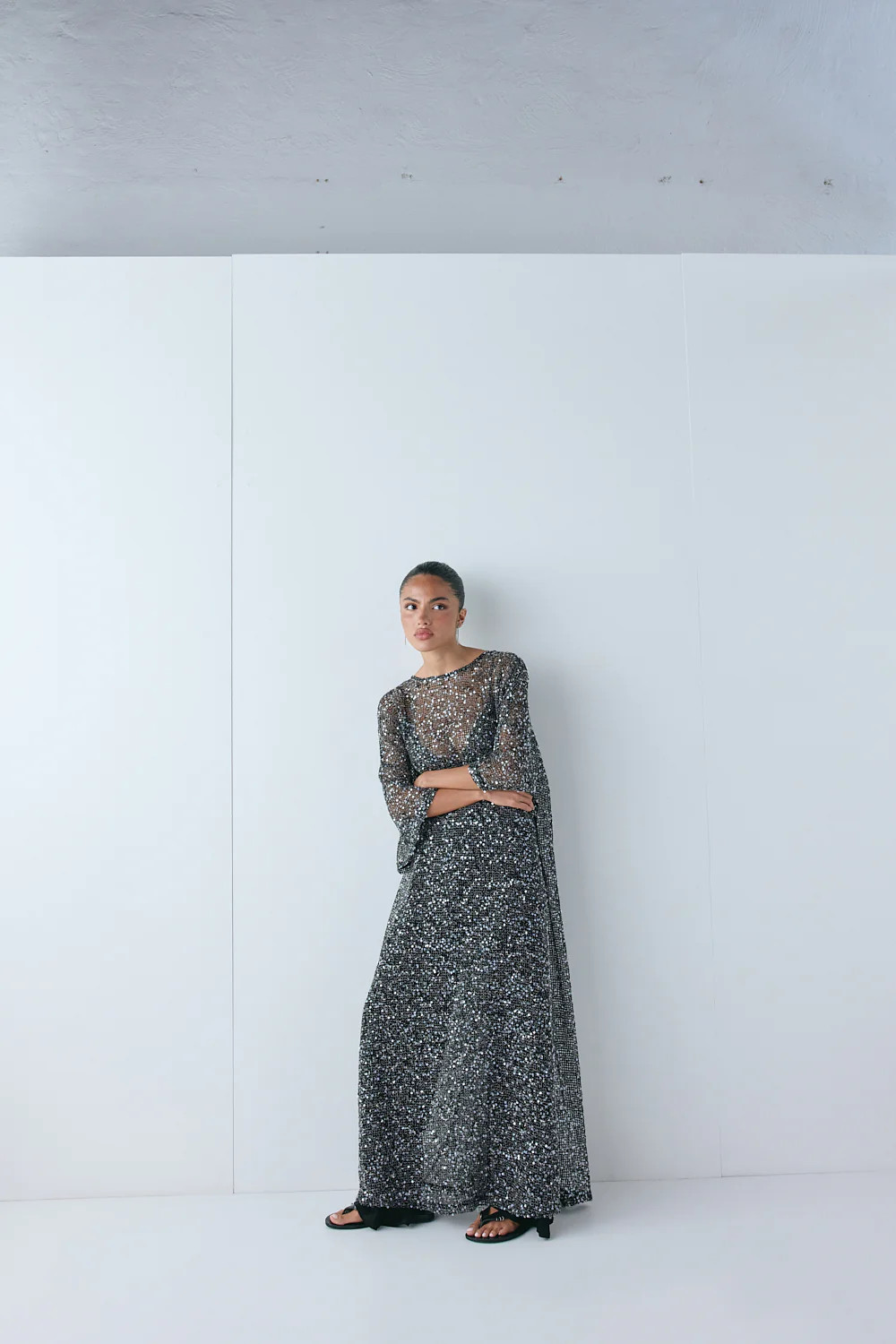 Ivette Sequin Midi Dress Black | VRG Grl