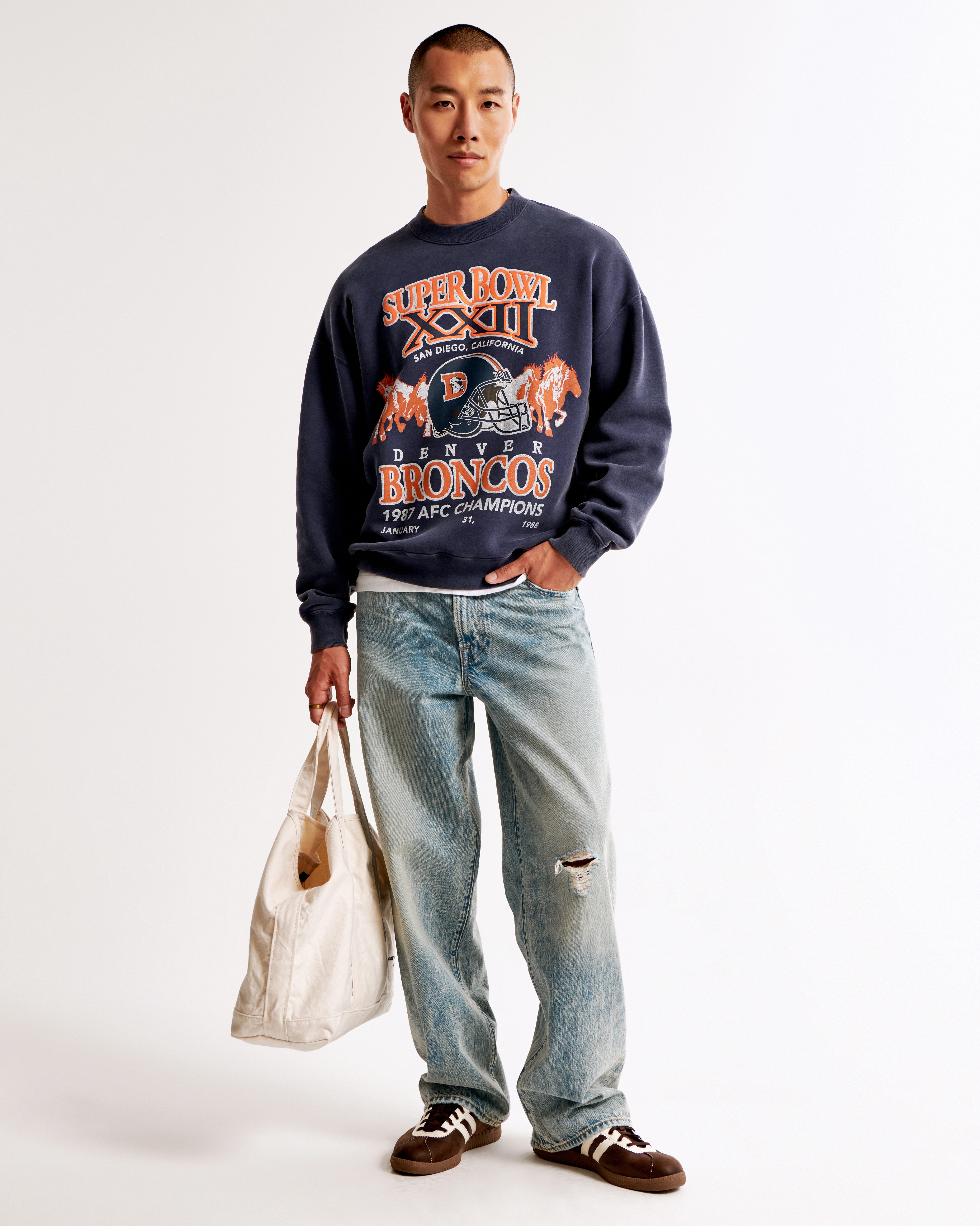 Denver Broncos Graphic Crew Sweatshirt | Abercrombie & Fitch (US)