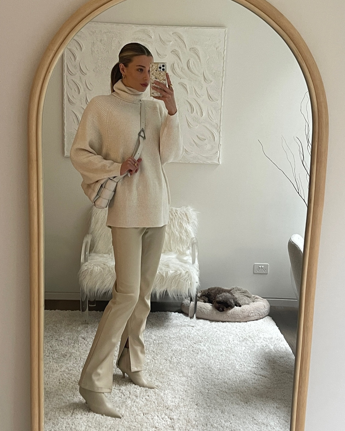 Winter tonal vibes 

#LTKSeasonal #LTKaustralia #LTKFind