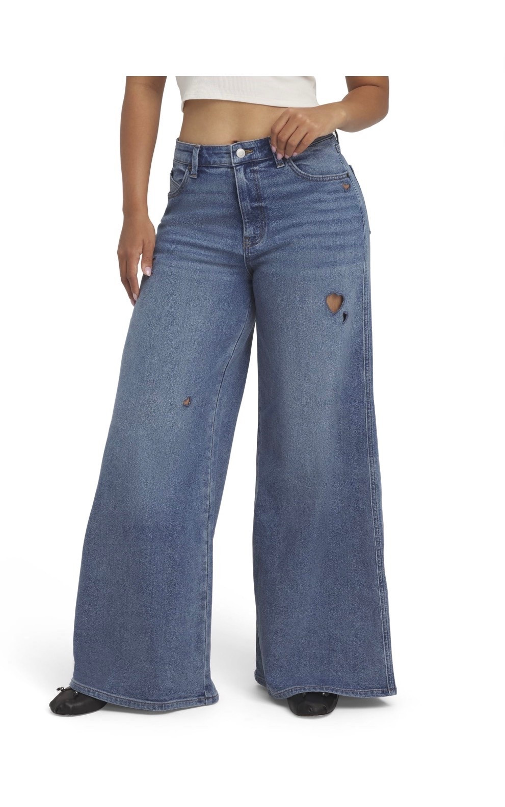 Saw these in person and they look even better than the pic! I am guessing these will sell out. They’re adorable  

#LTKFindsUnder50 #LTKPetite #LTKOver40