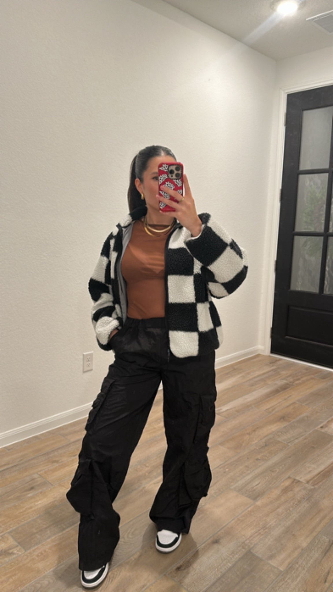 a cute cozy outfit 🖤

#LTKootd