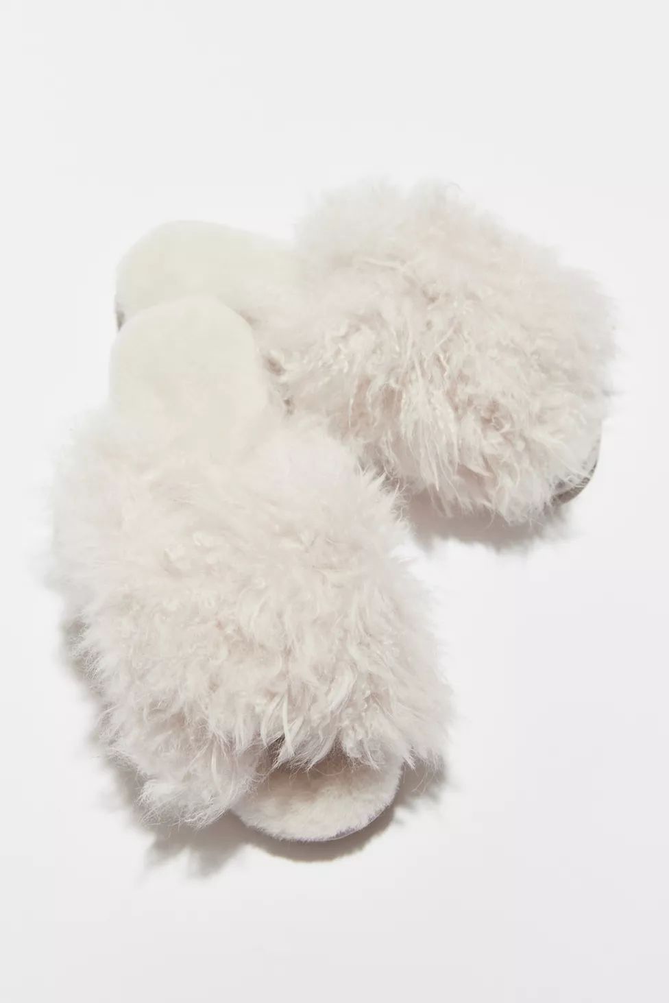 EMU Australia Mayberry Curly Sheepskin Slipper | Urban Outfitters (US and RoW)