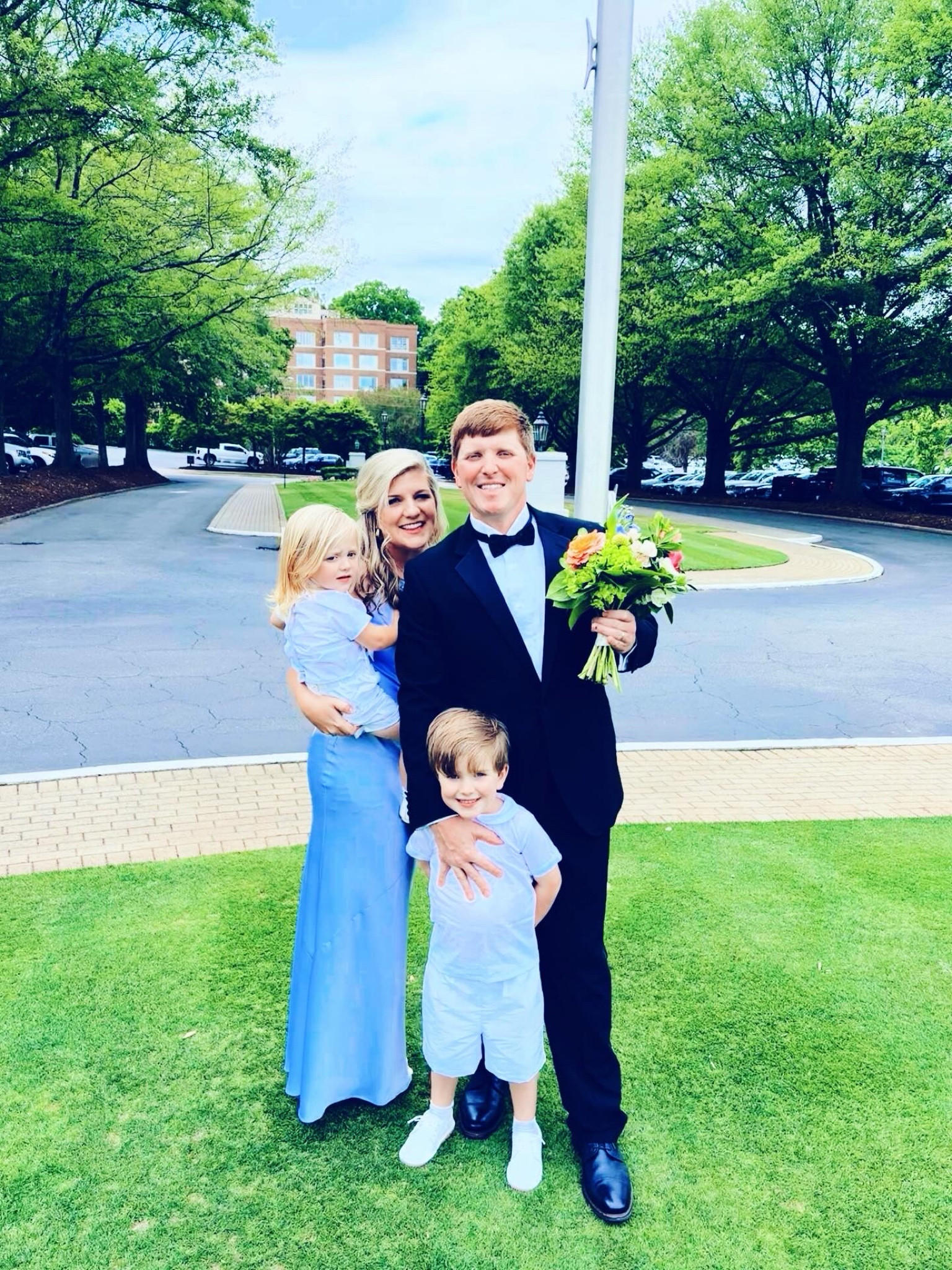 What a wonderful weekend full of celebrating my baby sister marrying 👰🏼‍♀️💐🤵🏼the love of her life and my firstborn cutie pie 👶🏼🥰 getting to be the ring 💍 bearer at her wedding!! 💒🌸💐🎉👰🏼‍♀️🎞️  Cheers 🥂 to MJ and Chris!! 🥳🎊 We love you both so much! 💗 #theweekendmybabysisgotmarried #weddingweekend #joyjoyjoy #weddingweekendlove 