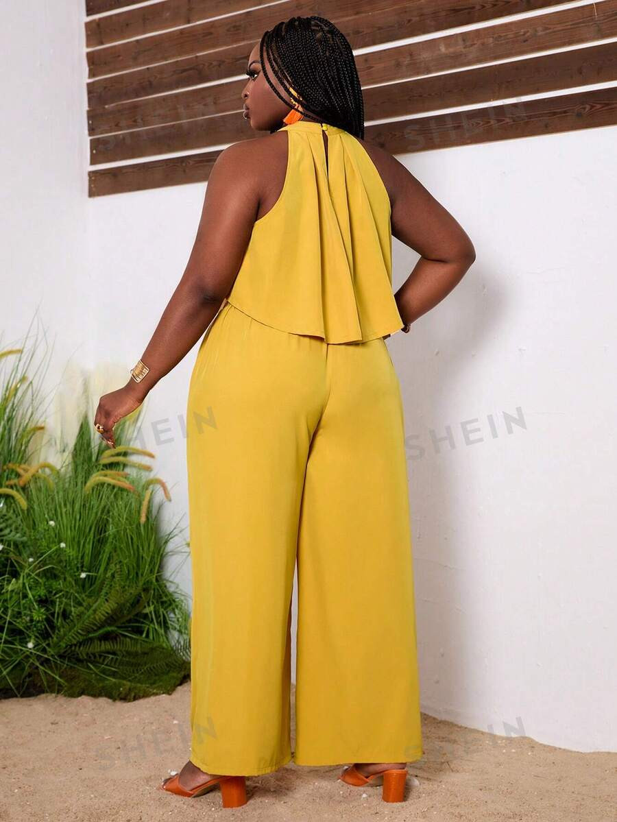 SHEIN Slayr Plus Size Holiday Casual Solid Color Loose Fit Sleeveless Top & Irregular Hem Texture... | SHEIN