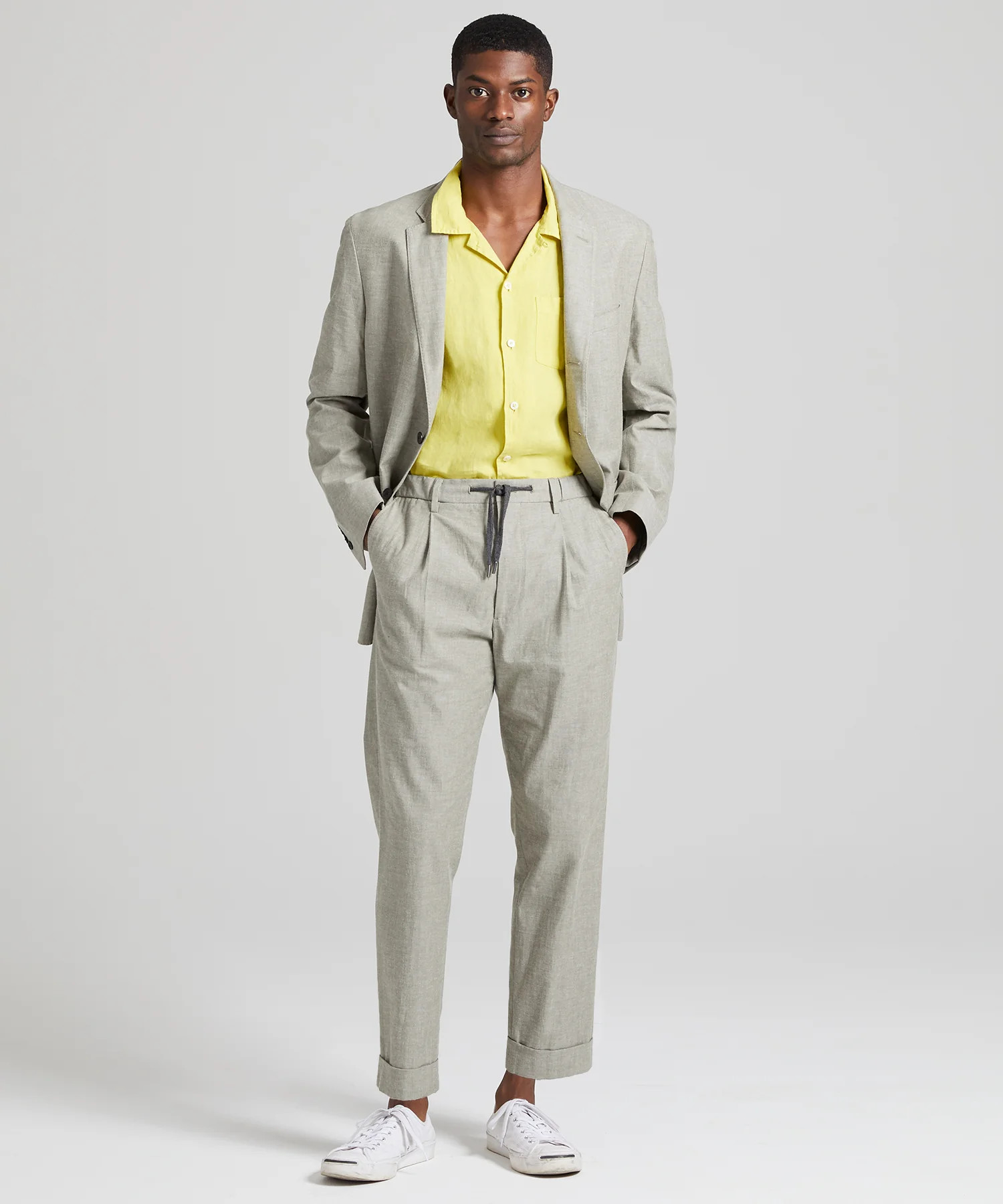 Japanese Chambray Traveler Suit Jacket in Olive | Todd Snyder