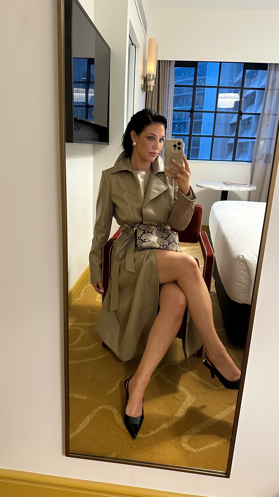Wearing the Gianni trench size M from #sheike #sheikeandco