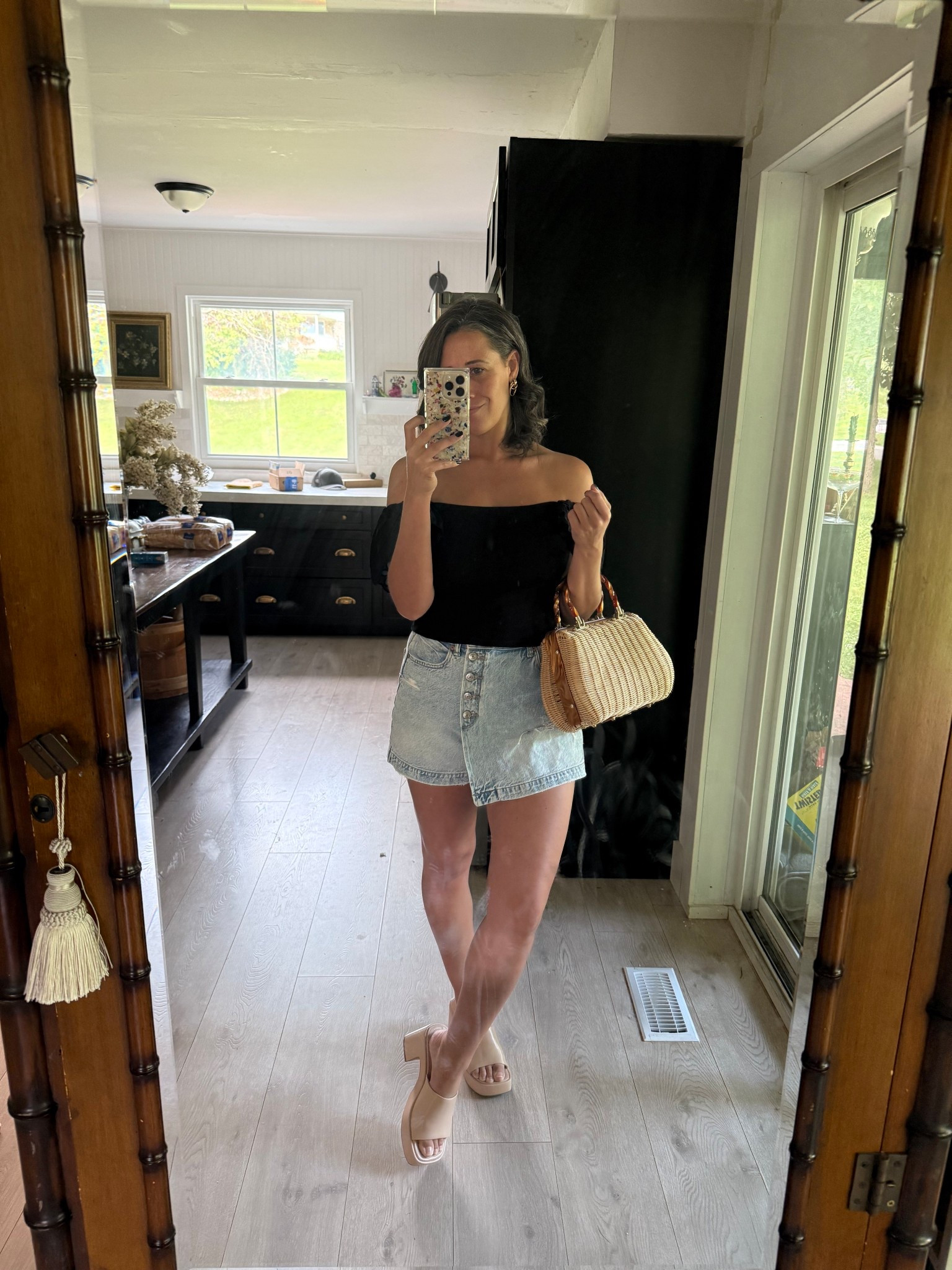 Date night fit. Purse is vintage. Skort is AE but out of stock, I got mine on eBay! 

#LTKMidsize #LTKSaleAlert #LTKBeauty