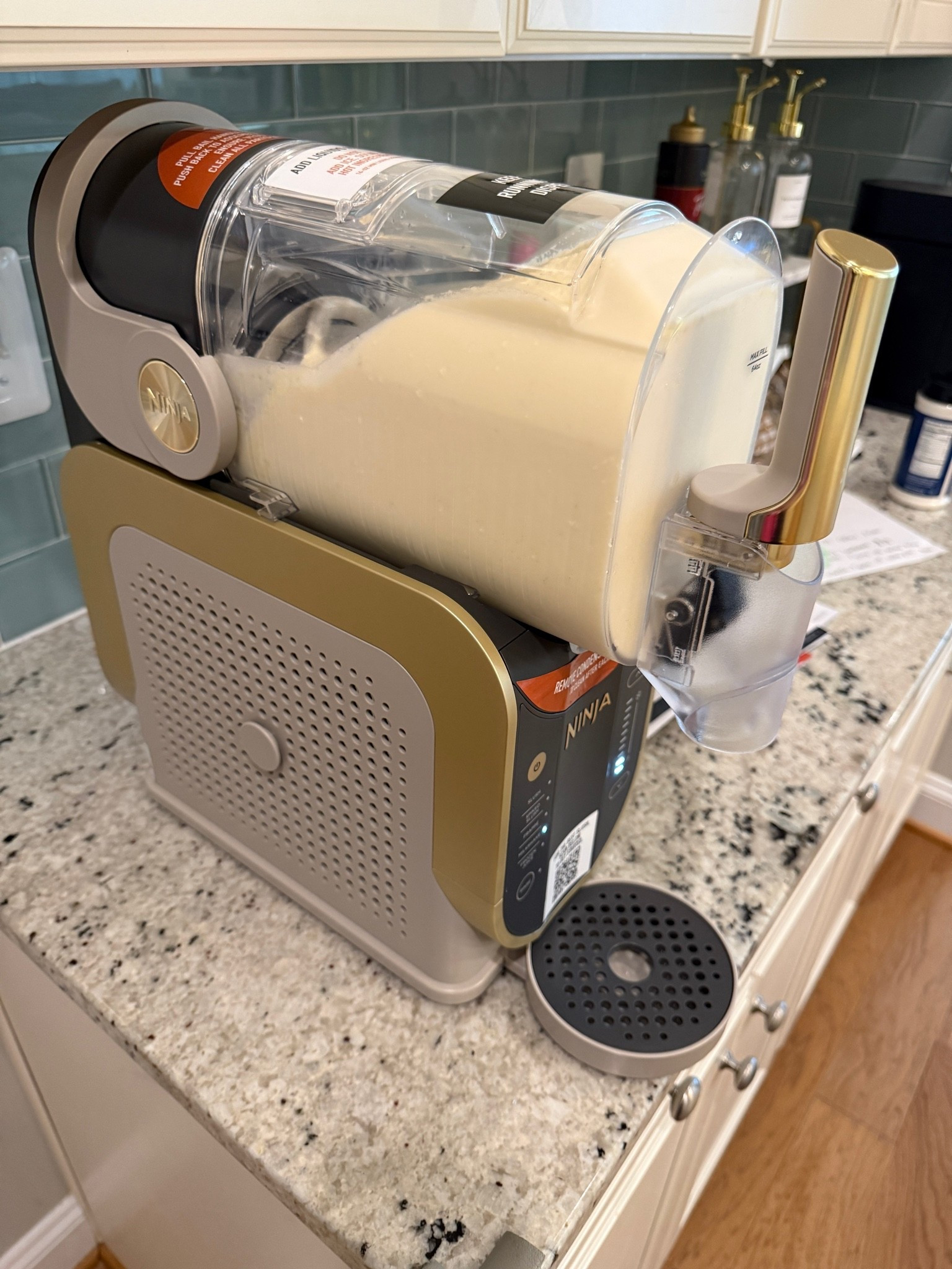 My Ninja Slushi arrived!! This is the limited edition Marilyn Monroe gold colorway and it’s so pretty 😍

🍊 first up, orange creamsicle using vanilla ice cream, freshly squeezed, orange juice, and orange flavored Poppi!￼￼

I brought it to the front of my countertop btw, it’s not going to stick out this much normally 😊 we just wanted to watch it spinnnn 💞

#LTKfoodie #LTKSaleAlert #LTKKids