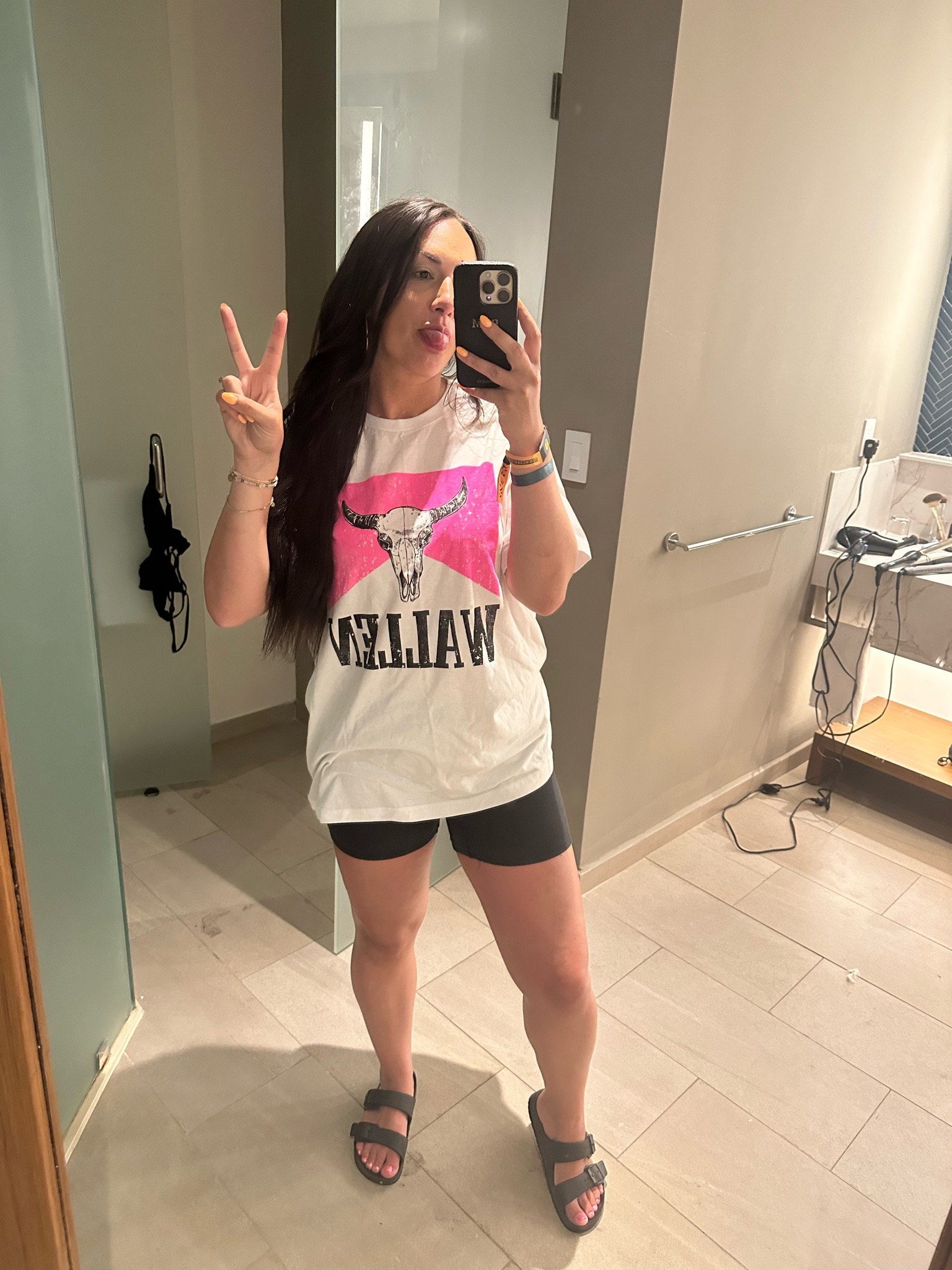 Morgan wallen concert. Casual outfit. Graphic tee. Airport outfit. Travel outfit 

#LTKFind #LTKfit #LTKtravel