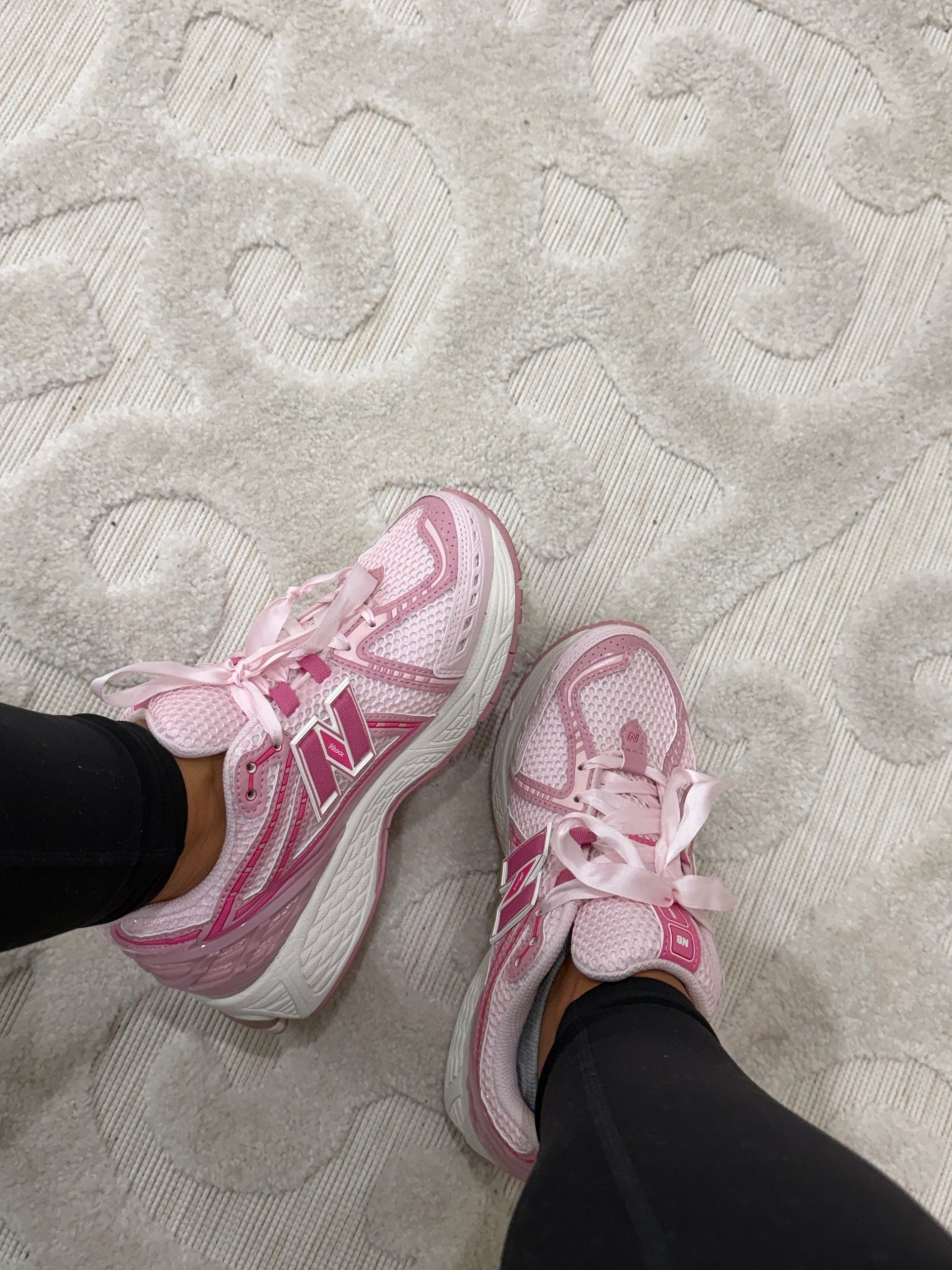 Love the pink and they’re so comfy!!! 

Sneakers 
Mom life 
Hot mom walk 
Pink sneakers


#LTKMothersDay #LTKSaleAlert #LTKfitnessgoals