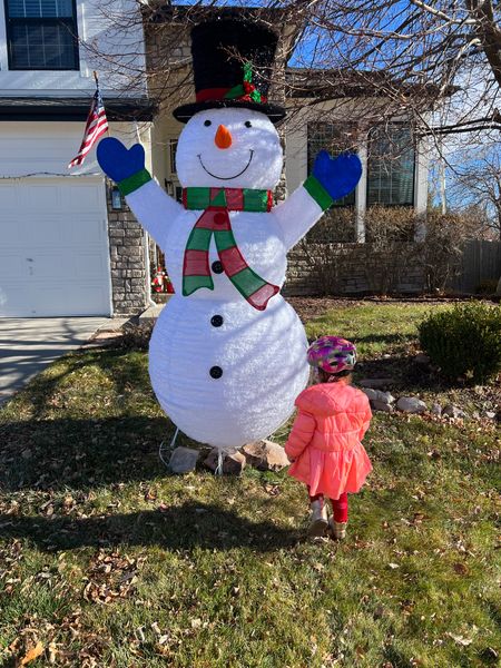 Convinced everyone needs an 8-foot snowman ⛄️ 

#LTKHoliday #LTKSeasonal #LTKGiftGuide