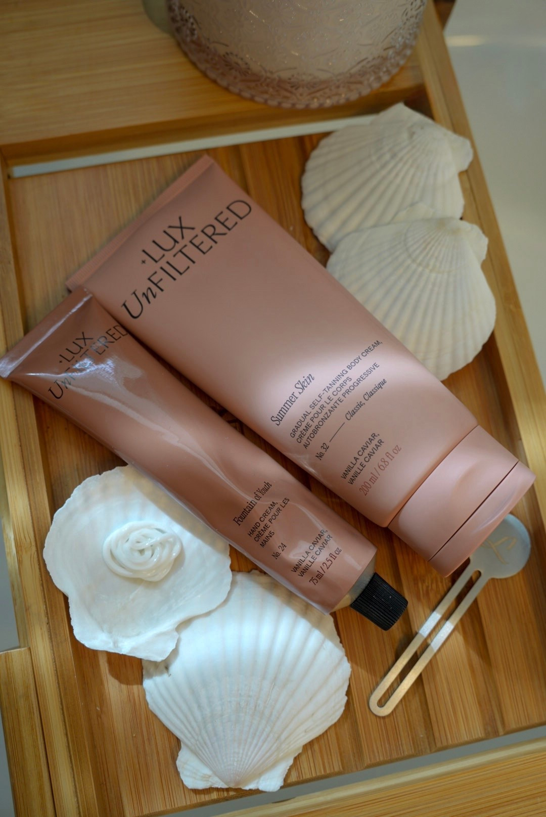 My summer must have. Obsessed with this summer vanilla caviar scent and the way this body cream self tanner applies!!! 

Beauty must haves 
Self tanner must have 
Self tanners 
Vacation must haves 
Travel must haves 



#LTKBeauty #LTKmorningroutine #LTKgrwm