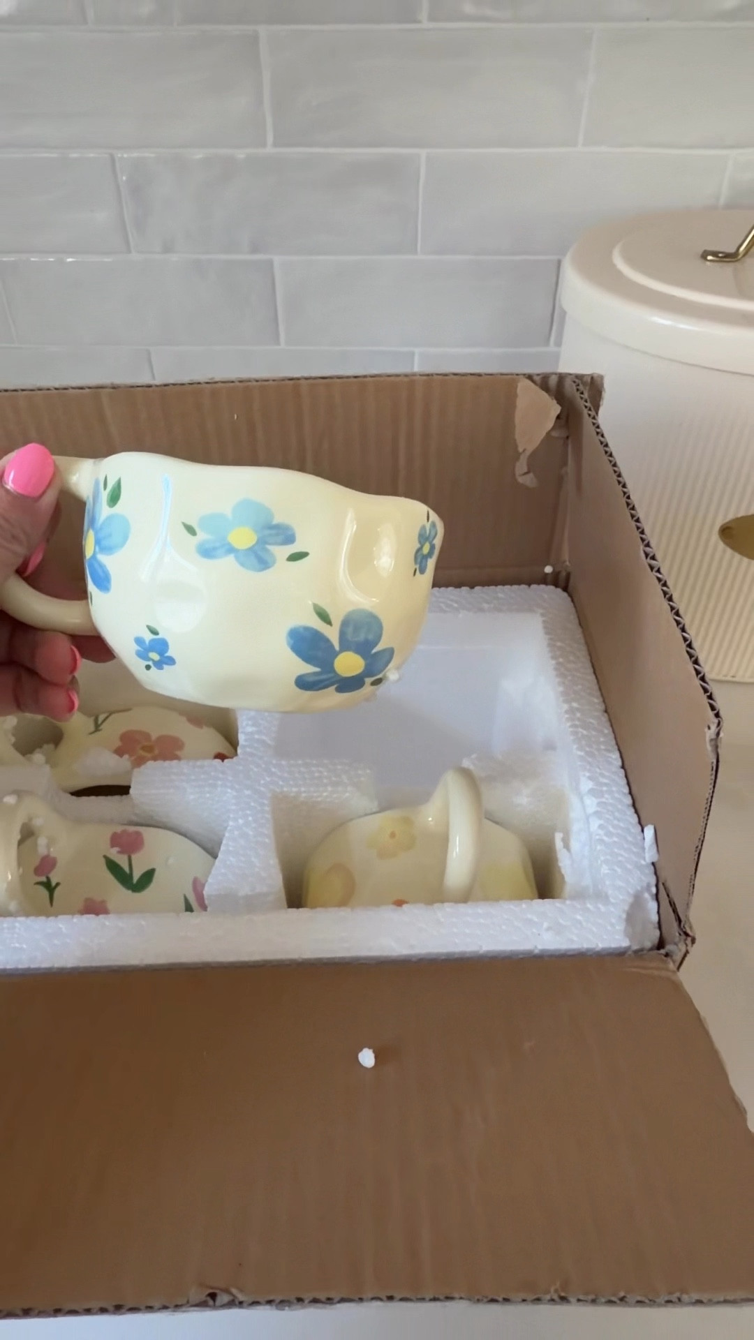 The cutest mugs from Amazon! Perfect for spring and summer! 

Kitchen decor, coffee mugs, coffee bar station 

#LTKHome #LTKSaleAlert