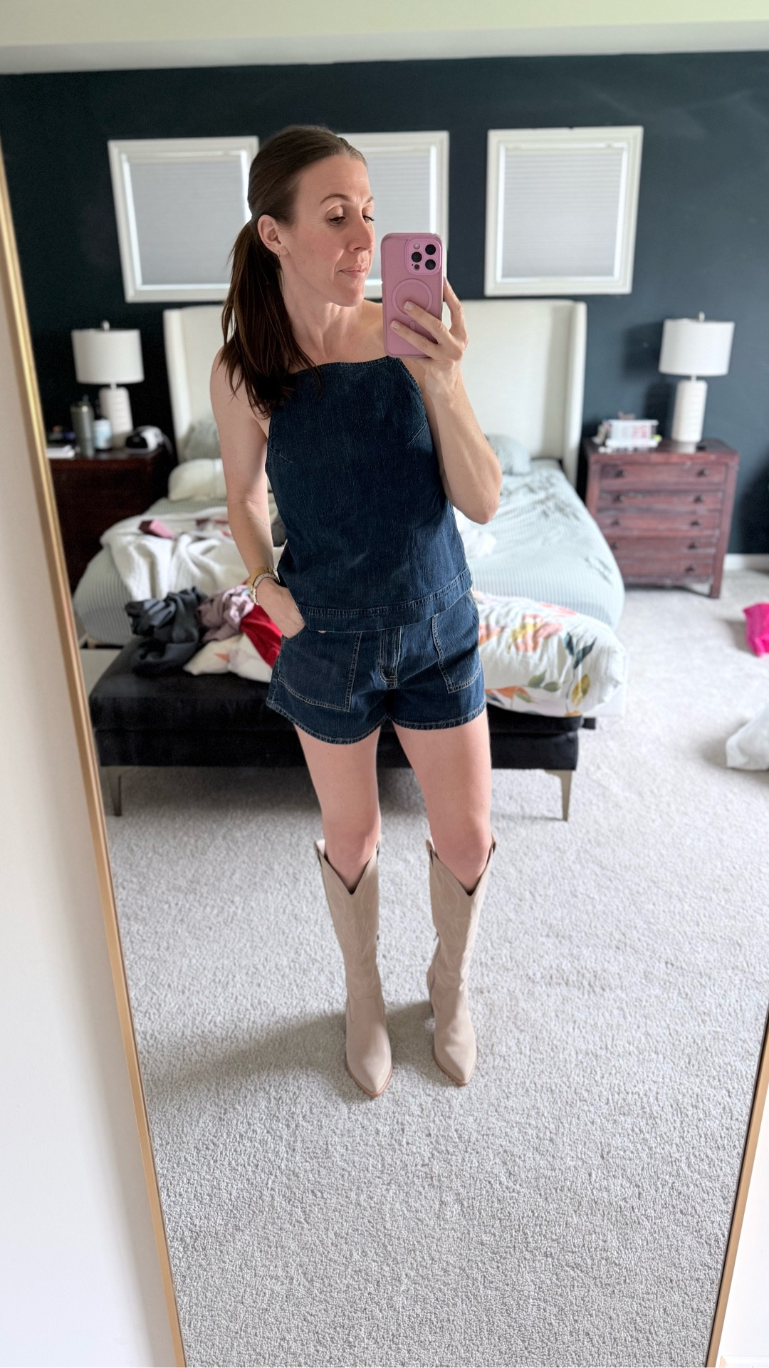 The cutest denim set for concerts, date nights, or nash trips ❤️

#LTKootd #LTKgrwm #LTKFestival