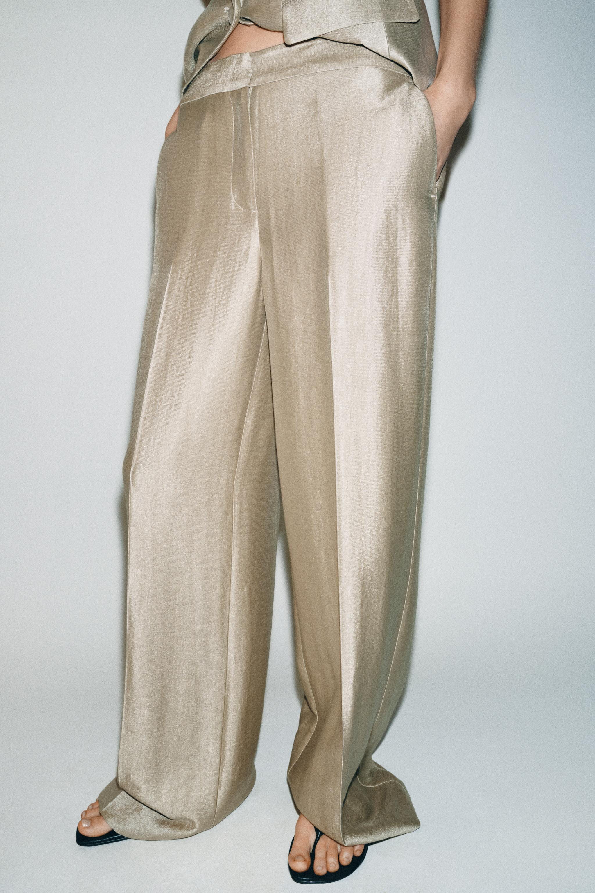 HIGH-WAISTED STRAIGHT LEG PANTS | Zara US