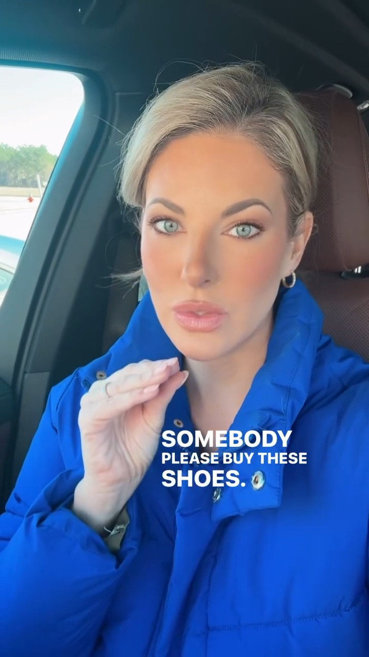 This coat!!

And the shoes I was referring to!  Guess it’s a blue kinda day😜

And the coat is on sale!!

@stevemadden @samedelman
#nordstrom #puffer #coat

#LTKSaleAlert #LTKSeasonal #LTKWatchNow
