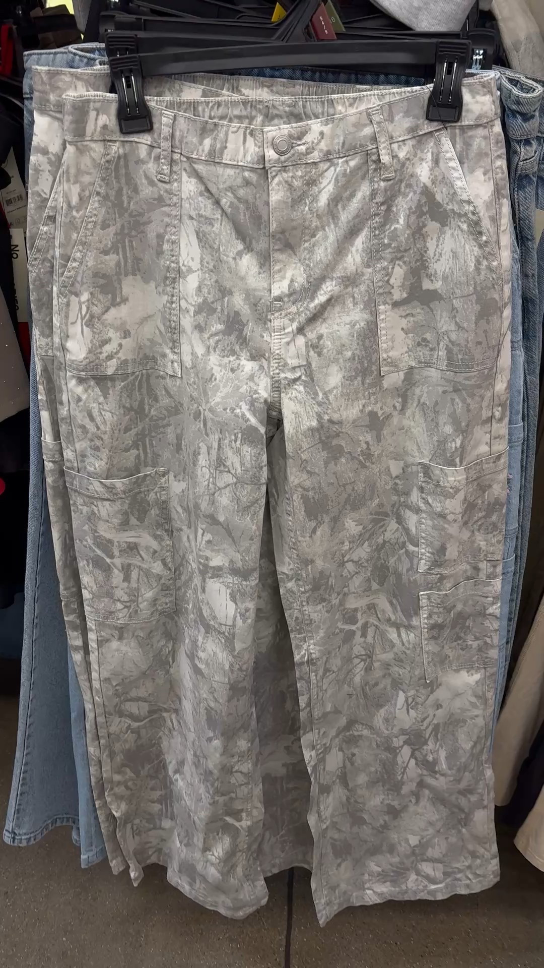 Proof Walmart has the cutest cargos #LTK #LTKfinds #LTKit #LTKstyle #ShopLTK #LTKfashion #ContentCreator #FashionInfluencer #StyleInspo #OutfitInspo

#LTKFindsUnder100 

#LTKValentine #LTKootd #LTKMidsize