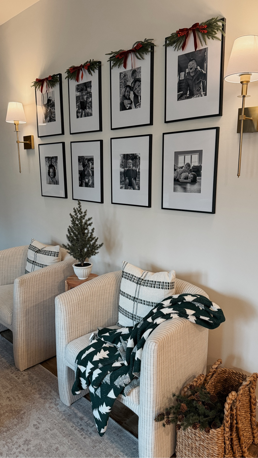 A little holiday DIY that is perfect for hanging above photos ❤️

#LTKU #LTKSeasonal #LTKHoliday