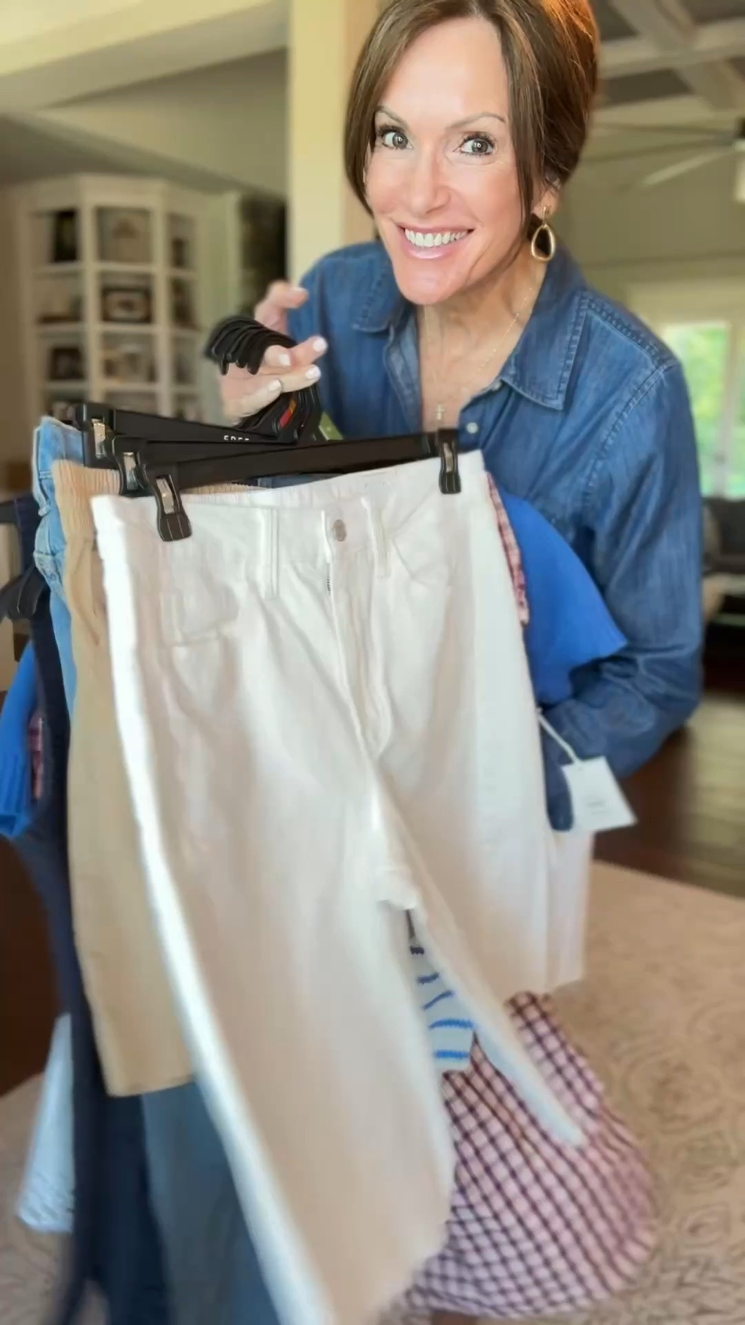 White Bermuda shorts - size 8
(Run small)
Wide leg crop jeans. - size 8 (run small)
Khaki shorts - size medium 
Button Vest - size medium 
Sailboat sweater - size medium 
Tanks - size large but they are too big! Need medium 
Striped sweater - medium 
Activewear dress - size large 
Dress - size large

#LTKMidsize #LTKTall