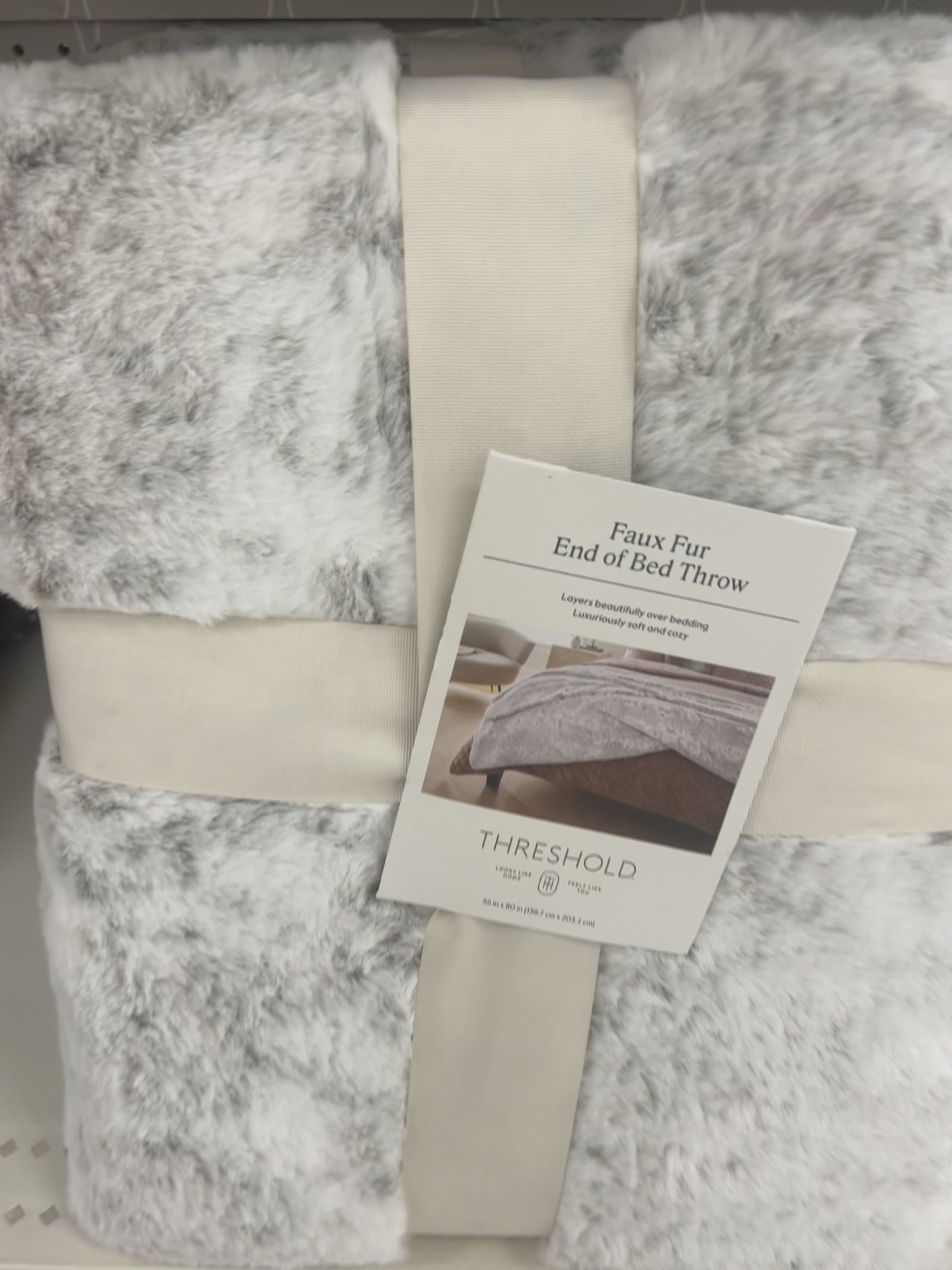 Amazing target comforters ✨🍁
These are all so soft and warm with gorgeous patterns. If you were looking for a throw or a comforter, you have to check out threshold @Target right now. 

#bedroomdecor #homedecor #targethome #targetbedding #target #falldecor #falldecorating #targetstyle #bedroomdesign 

#LTKstyletip #LTKHoliday #LTKhome