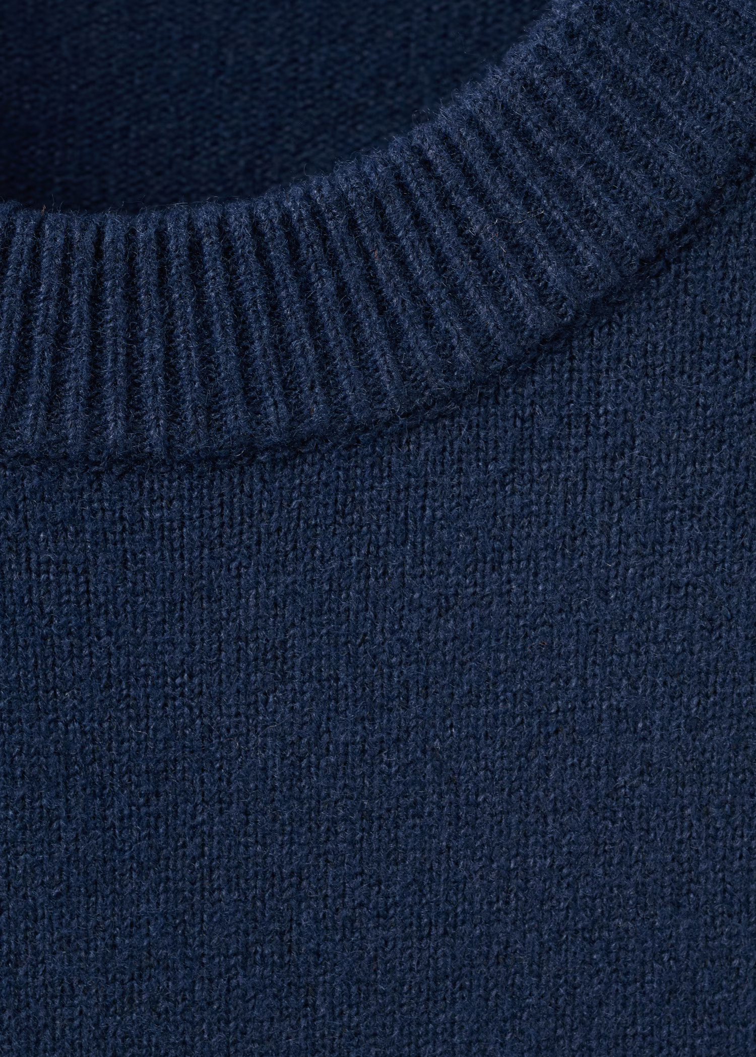 Round-neck knitted sweater | MANGO (UK)