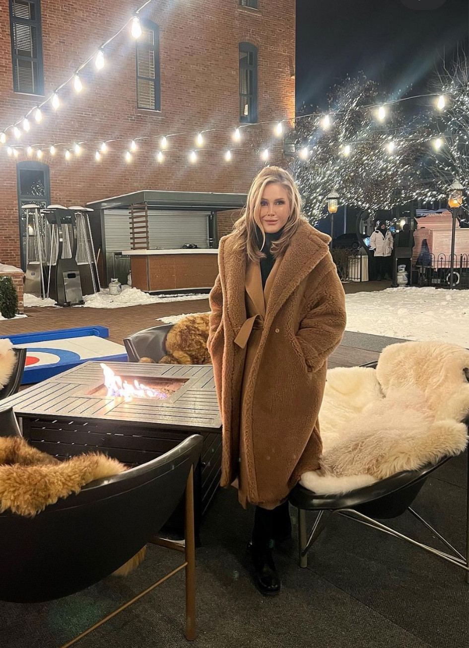 Max Mara Women's Cammello Veggia Shearling Long Coat 

#LTKFind #LTKstyletip #LTKSeasonal