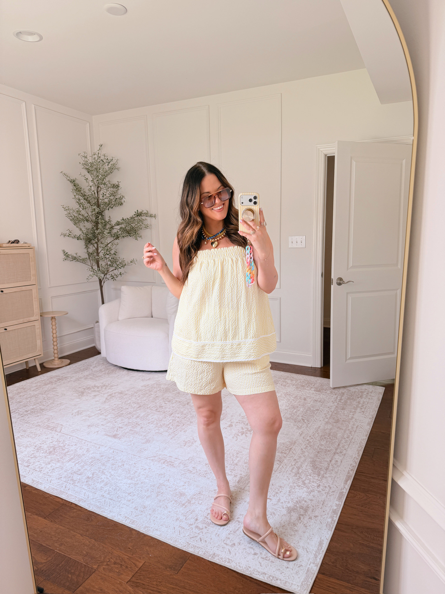 wearing an XL in this set 

 #LTKSeasonal #LTKMidsize
