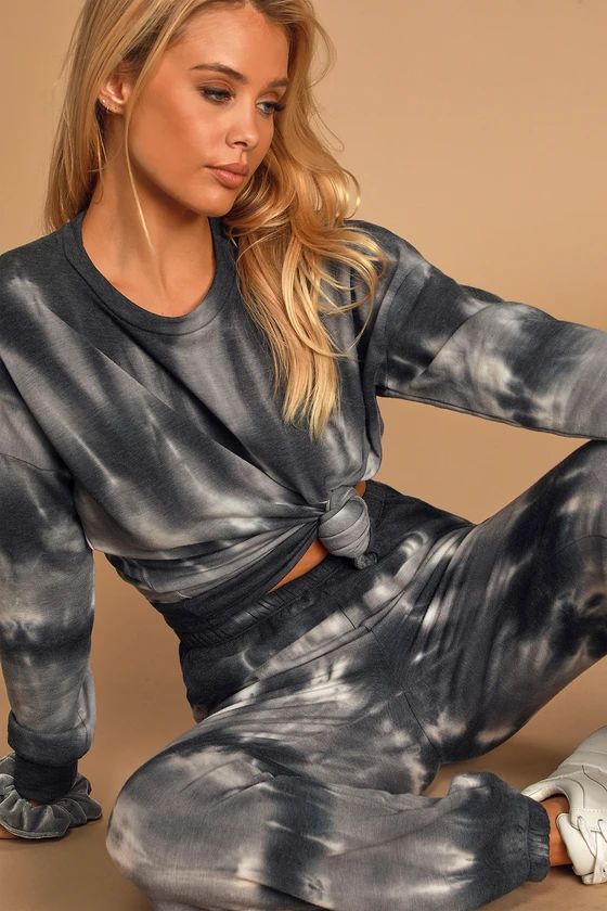 Iconic Moves Charcoal Grey Tie-Dye Pullover Sweatshirt | Lulus (US)