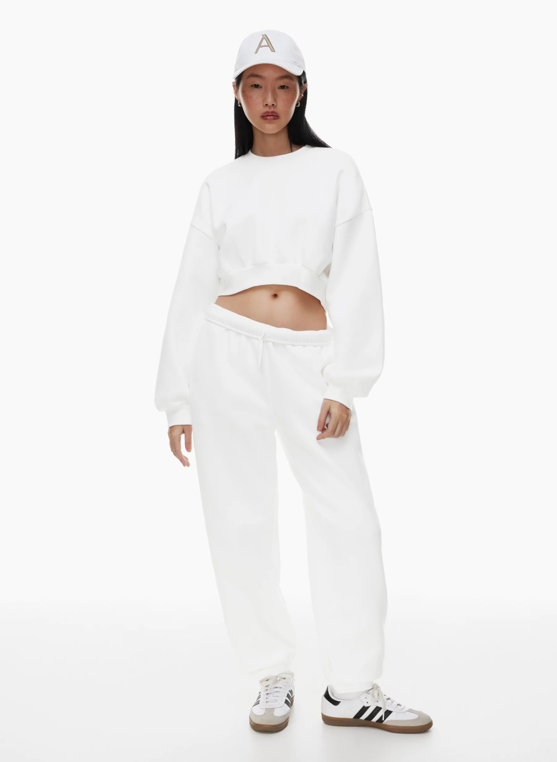 COZY FLEECE MEGA CROPPED CREW SWEATSHIRT | Aritzia
