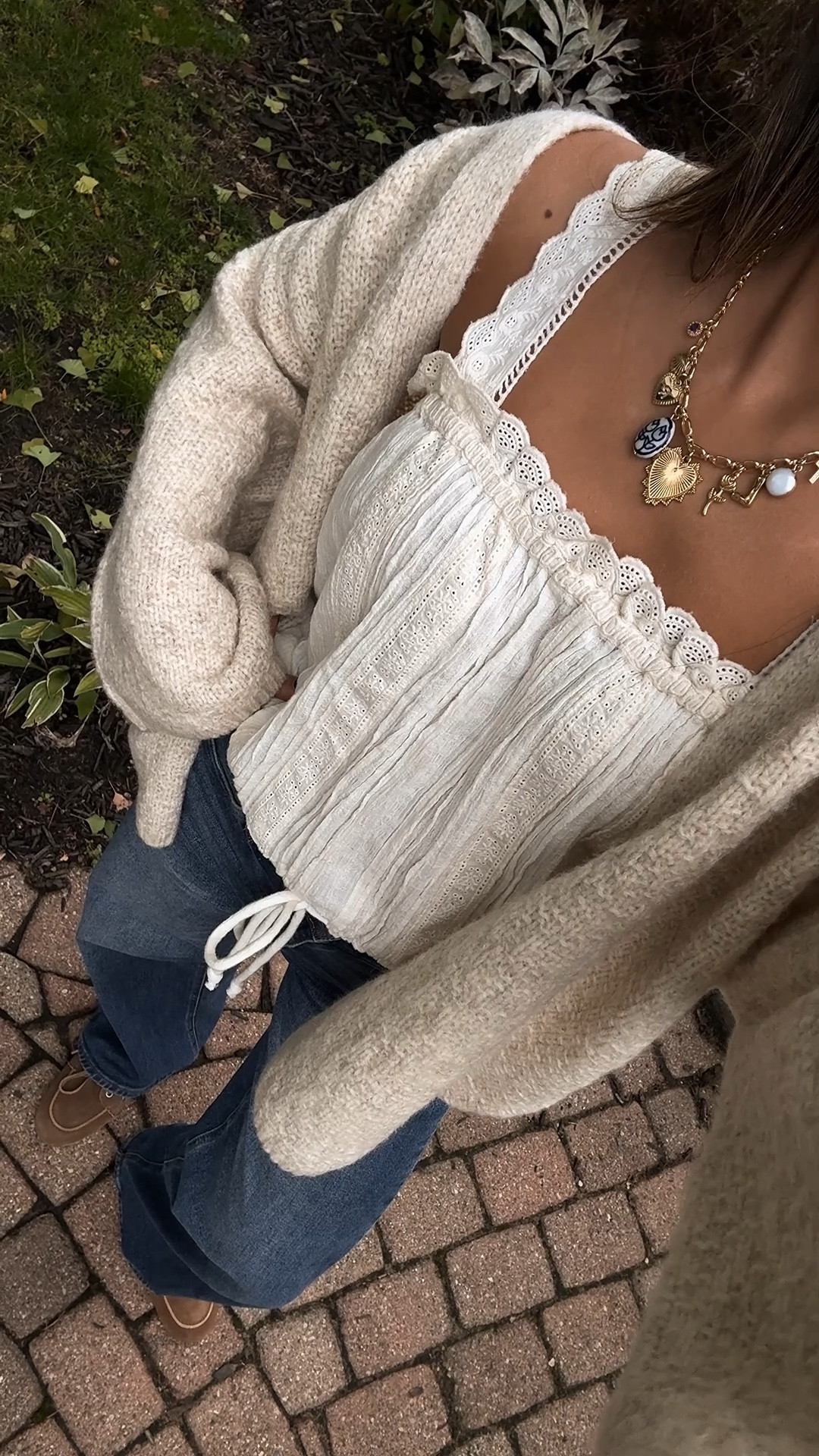 Casual and cute #ootd 

#LTKFindsUnder50 #LTKFindsUnder100 #LTKmomlife