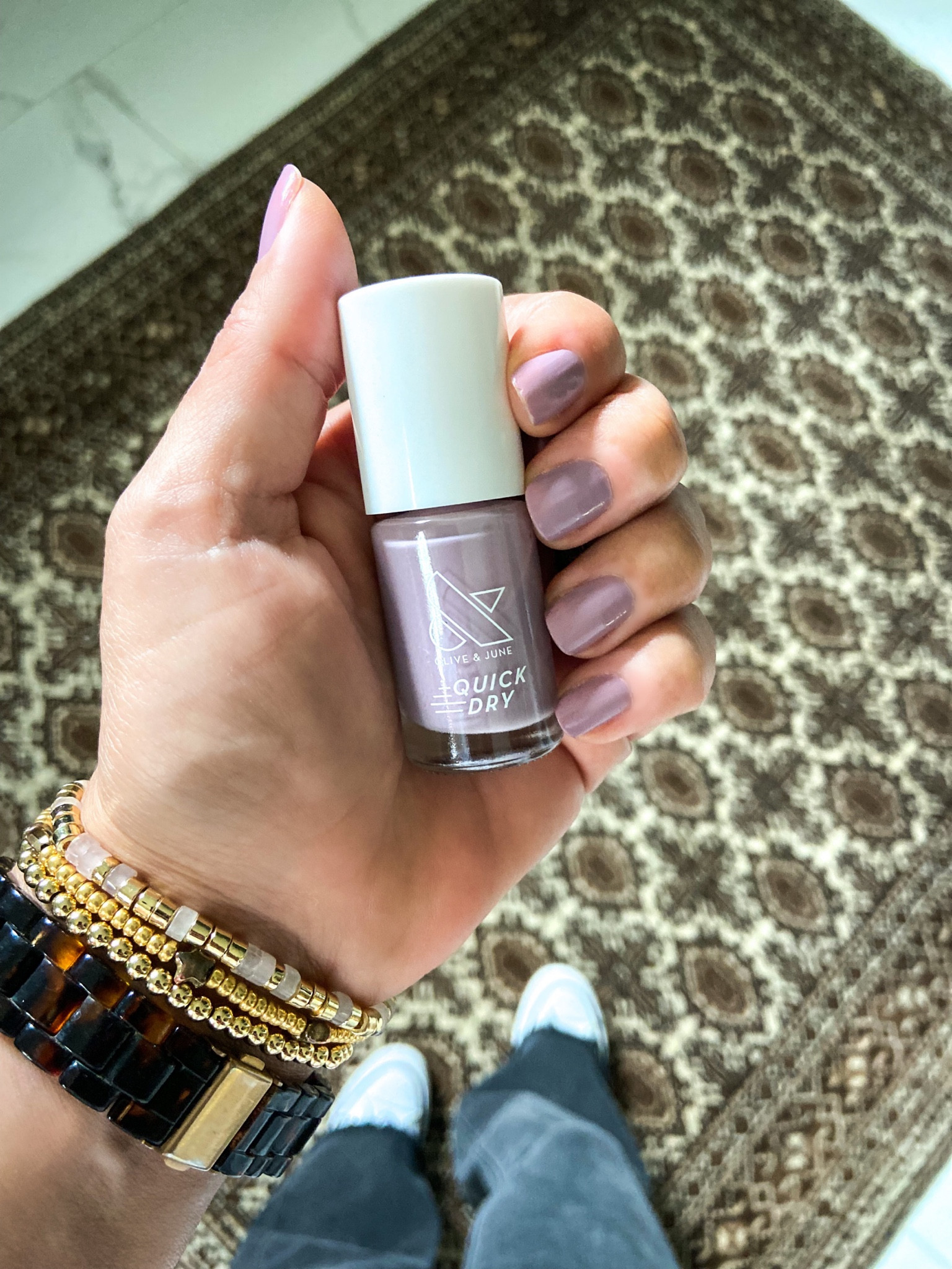 Dries in seconds, and I’m on day five with zero chipping! 🙌🏽💅🏽 #cleanbeauty 

#LTKbeauty