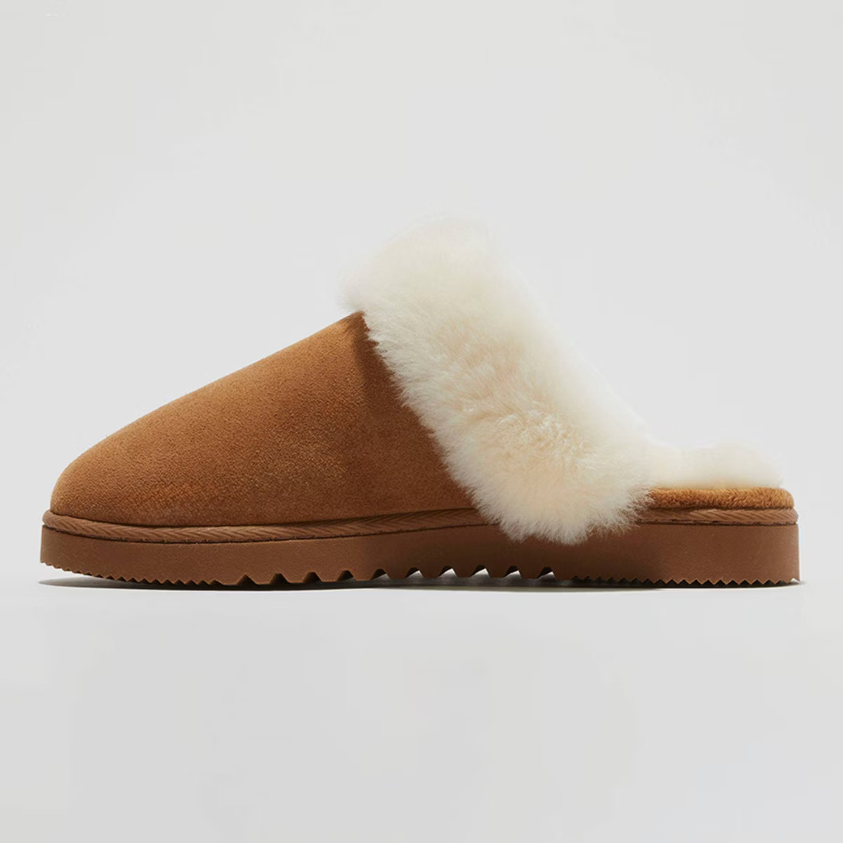 dluxe by dearfoams Women's Shearling Scuff Slippers - Chestnut | Target