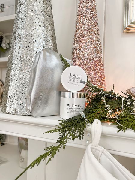 Elemis resurfacing pads 
@qvc cyber deals 
Stocking stuffers for her 
Use code FREESHIP for free shipping! 
#LoveQVC #ad


#LTKHoliday #LTKbeauty #LTKGiftGuide