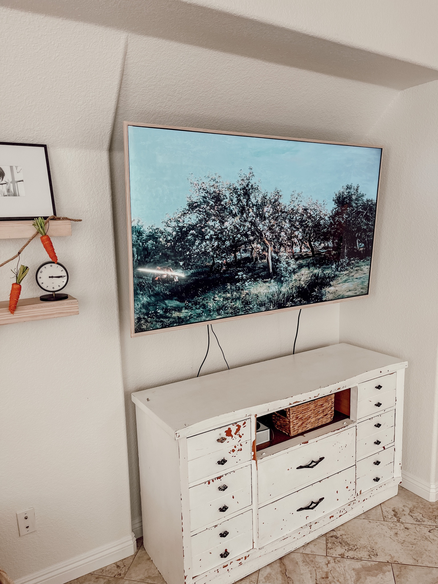 DIY $5 Framed Tv ✨

#LTKfamily #LTKhome