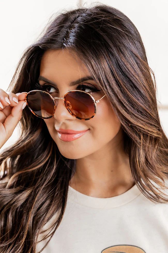 Keep Moving On Brown/Tortoise Round Sunglasses | Pink Lily