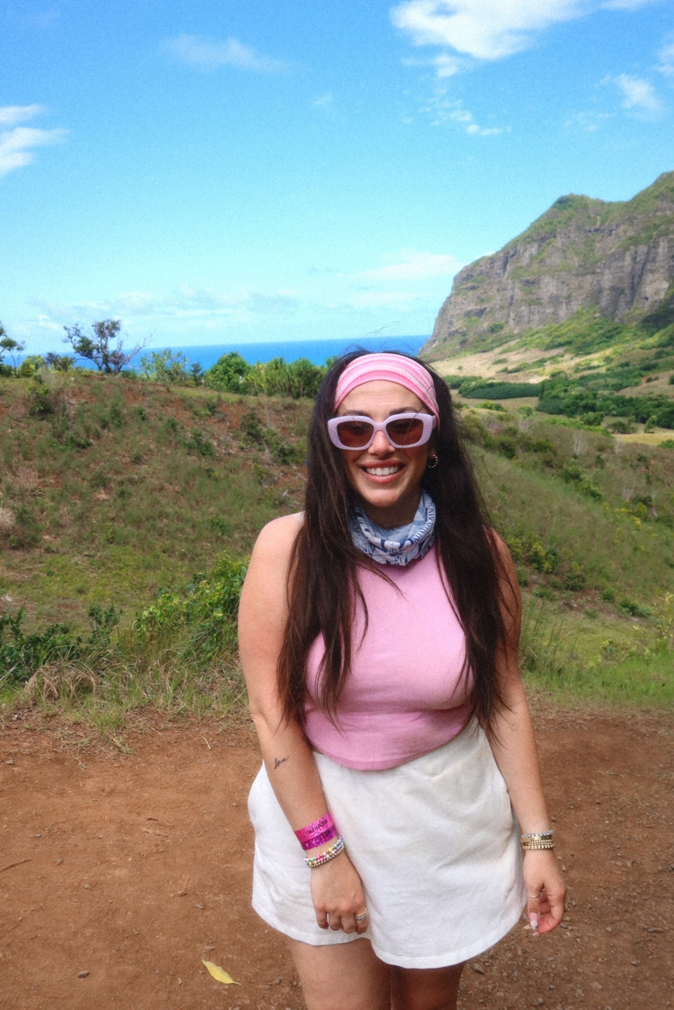 comfy outfit to wear on the ATV jurassic park tour in honolulu 💚🦖

#LTKSaleAlert #LTKActive #LTKStyleTip