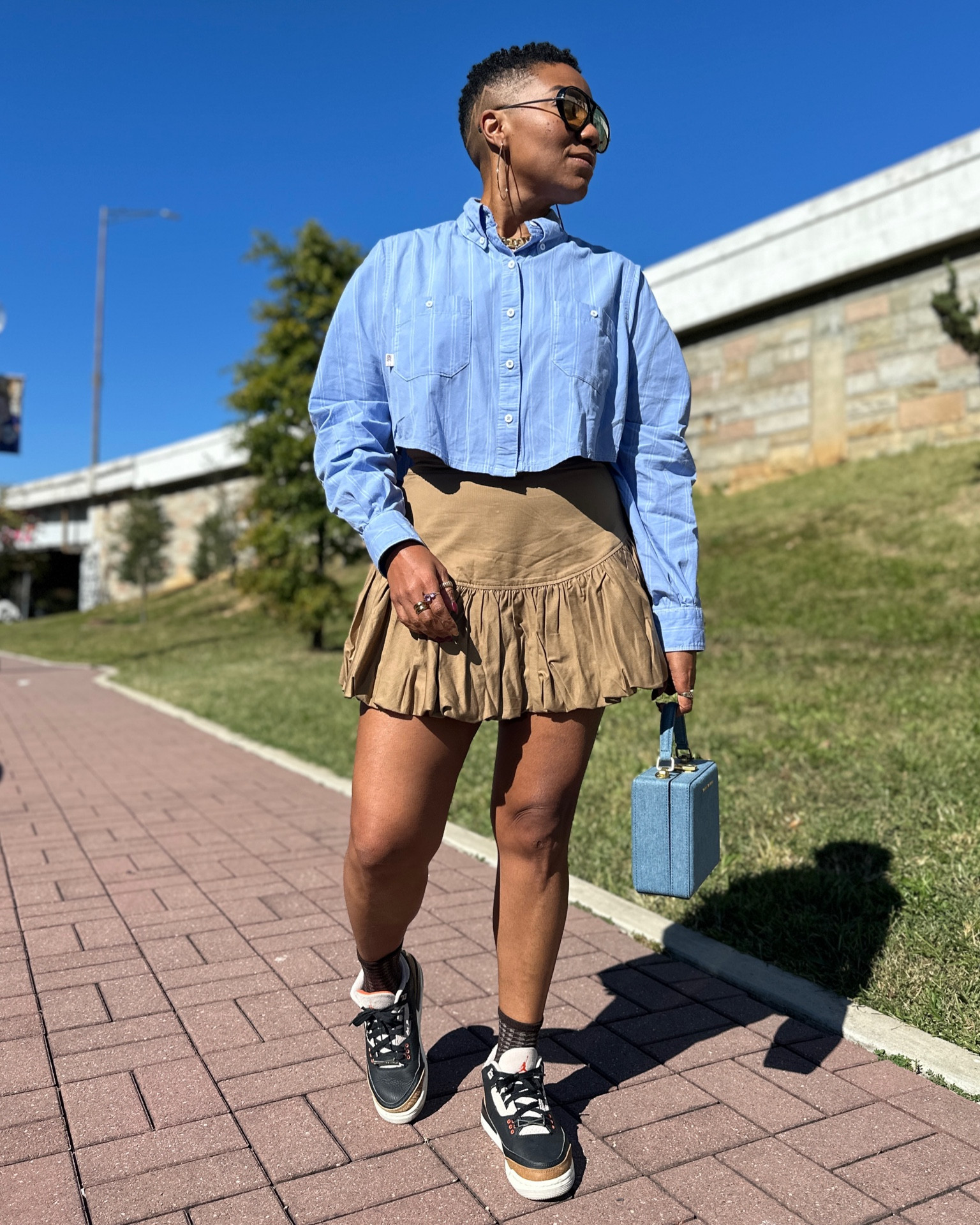 ♥️10.22.24 Outfit of the day! Wearing a Large in the skirt!